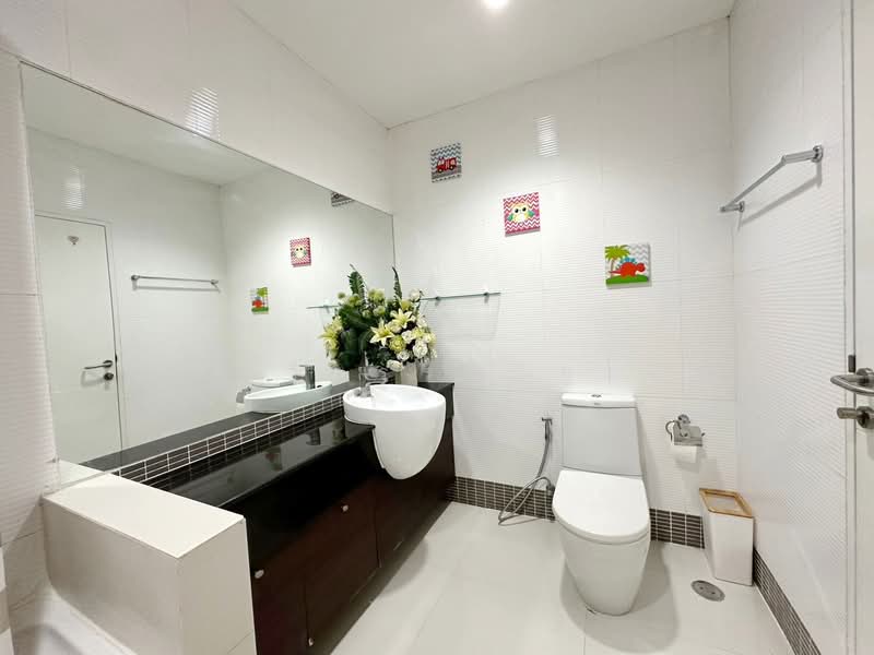 The Fourwings Residence, Bangkok, 335 Srinakarin, Hua Mak, Bang Kapi, Bangkok, 1 Bedroom, 71 sqm, Condo For Rent, by คุณรวีวรรณ อู่เงิน, 500150637 - DDproperty.com