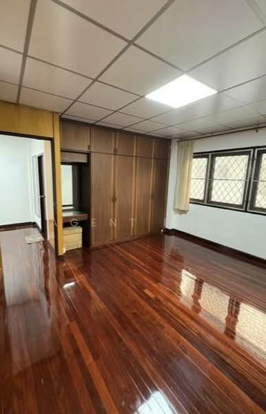 4-Story Home Office/Office for Rent near Ramkhamhaeng, Sukhumvit 71, Ekkamai (SPSAD3817), Bangkok, ปรีดีพนมยงค์, Suan Luang, Suan Luang, Bangkok, 5 Bedrooms, 240 sqm, Townhouse For Rent, by Agent Pla, 500150649 - DDproperty.com