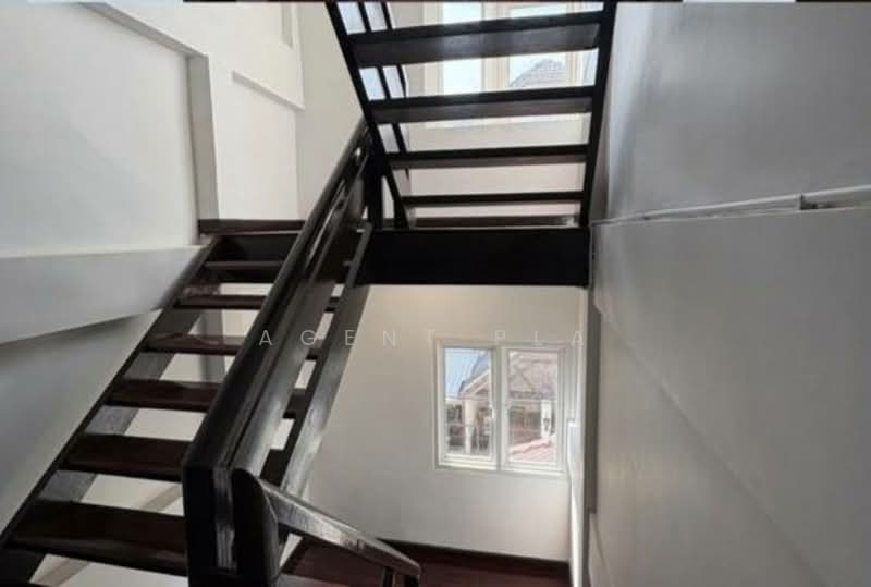 โฮมออฟฟิศ/สำนักงาน 4 ชั้น ให้เช่าใกล้ รามคำแหง สุขุมวิท 71 เอกมัย (SPSAD3817), กรุงเทพ, ปรีดีพนมยงค์, สวนหลวง, สวนหลวง, กรุงเทพ, 240 ตร.ม., ทาวน์เฮ้าส์ ให้เช่า, โดย Agent Pla, 500150649 - DDproperty.com