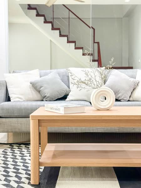 Thanapat Haus Sathorn - Narathiwas, Bangkok, Soi Chuen Chitrung, Nontri Road, Chong Nonsi, Yan Nawa, Bangkok, 3 Bedrooms, 200 sqm, Townhouse For Sale, by ธัญวัลย์ มานะกิจรุ่งเรือง, 500150650 - DDproperty.com