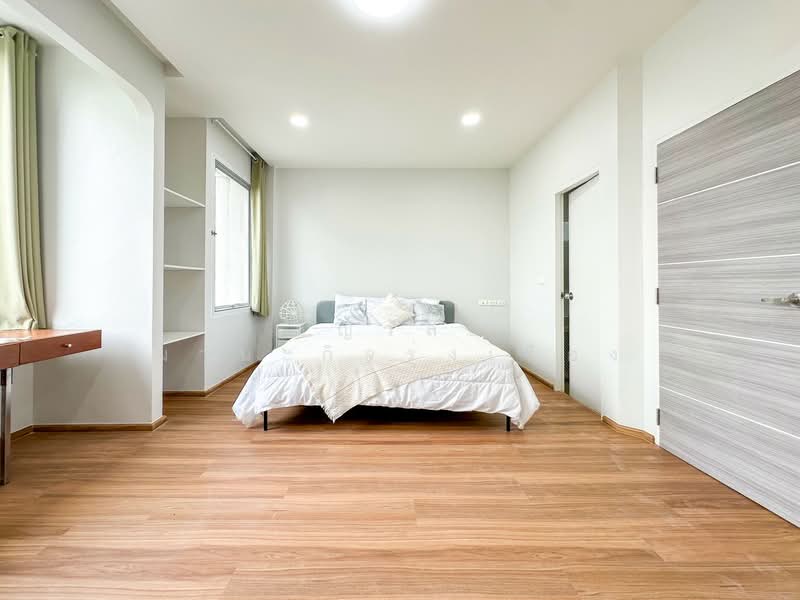 Thanapat Haus Sathorn - Narathiwas : ธนาพัฒน์ เฮ้าส์ สาทร - นราธิวาสฯ, กรุงเทพ, ซอยชื่นจิตร ถนนนนทรี, ช่องนนทรี, ยานนาวา, กรุงเทพ, 200 ตร.ม., ทาวน์เฮ้าส์ ขาย, โดย ธัญวัลย์ มานะกิจรุ่งเรือง, 500150650 - DDproperty.com