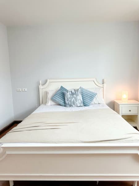 Thanapat Haus Sathorn - Narathiwas, Bangkok, Soi Chuen Chitrung, Nontri Road, Chong Nonsi, Yan Nawa, Bangkok, 3 Bedrooms, 200 sqm, Townhouse For Sale, by ธัญวัลย์ มานะกิจรุ่งเรือง, 500150650 - DDproperty.com