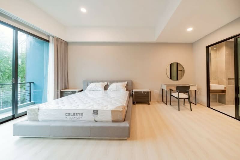 Nirvana Define Srinakarin-Rama 9, Bangkok, Srinakarin - Rom Klao Road, Saphan Sung, Saphan Sung, Bangkok, 3 Bedrooms, 203 sqm, Townhouse For Rent, by Correct Property, 500150677 - DDproperty.com