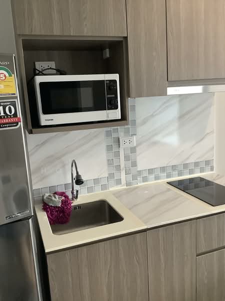 The Parkland Charan-Pinklao, Bangkok, 42 Charasanitwong, Bang Phlat, Bang Phlat, Bangkok, 1 Bedroom, 35 sqm, Condo For Rent, by Jakarin Houpramong, 500150717 - DDproperty.com