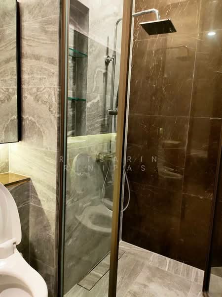 The Esse Sukhumvit 36, Bangkok, Soi Sukhumvit 36, Sukhumvit Road, Phra Kanong, Khlong Toei, Bangkok, 1 Bedroom, 43 sqm, Condo For Rent, by Ratsarin Sirinipaspong, 500150740 - DDproperty.com