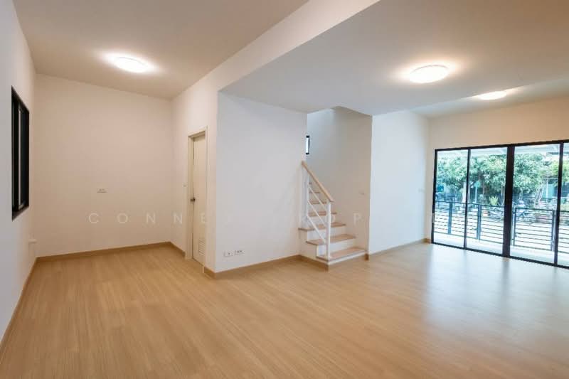 The Connect Suanluang-Onnut, Bangkok, Soi 67, Chalerm Phrakiat Rama 9 Road, Prawet, Prawet, Bangkok, 3 Bedrooms, 100 sqm, Townhouse For Sale, by Connex Property, 500150750 - DDproperty.com
