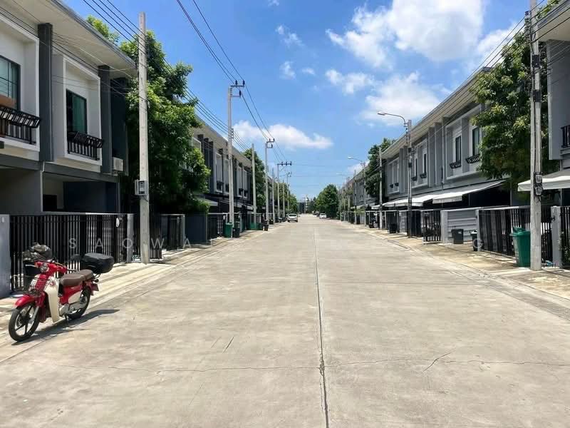 Britania Mega Town Bangna, Samut Prakan, Buanakarin Road, Bang Kaeo, Bang Plee, Samut Prakan, 3 Bedrooms, 120 sqm, Townhouse For Sale, by Saowaluk Anupong, 500150779 - DDproperty.com