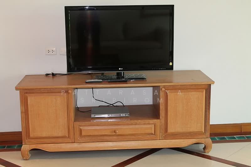 Baan Thirapa, Bangkok, 9 Soi Phra Phinit, Thung Maha Mek, Sathon, Bangkok, 3 Bedrooms, 190 sqm, Apartment For Rent, by Pattarasaya Sripirom, 500150798 - DDproperty.com