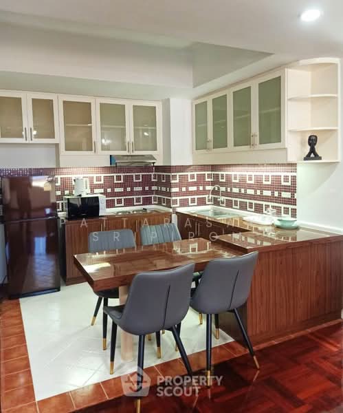 Le Vanvarothai : เลอ วรรณวโรทัย, กรุงเทพ, 27-2 ซอยยมราช, สีลม, บางรัก, กรุงเทพ, 110 ตร.ม., อพาร์ทเมนท์ ให้เช่า, โดย Pattarasaya Sripirom, 500150818 - DDproperty.com