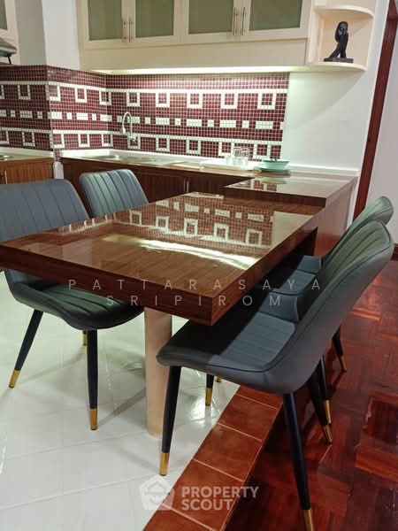 Le Vanvarothai : เลอ วรรณวโรทัย, กรุงเทพ, 27-2 ซอยยมราช, สีลม, บางรัก, กรุงเทพ, 110 ตร.ม., อพาร์ทเมนท์ ให้เช่า, โดย Pattarasaya Sripirom, 500150818 - DDproperty.com