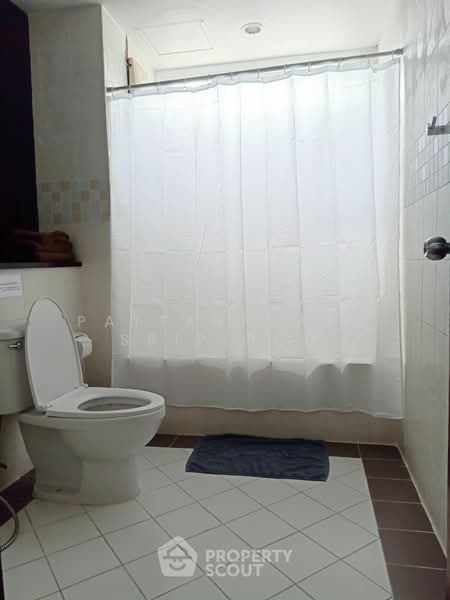 Le Vanvarothai, Bangkok, 27-2 Yommarat Alley, Silom, Bang Rak, Bangkok, 2 Bedrooms, 110 sqm, Apartment For Rent, by Pattarasaya Sripirom, 500150818 - DDproperty.com