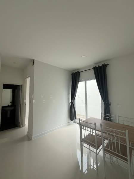 Blessity Park Wongwaen-Lumlukka, Pathum Thani, Bung Kham Proi, Lam Luk Ka, Pathum Thani, 4 Bedrooms, 100 sqm, Townhouse For Sale, by The Best Property เกรซ, 500150836 - DDproperty.com