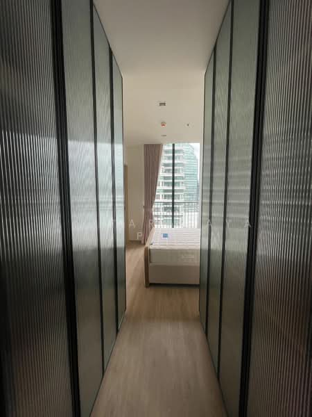 Noble State 39, Bangkok, 35 Soi Sukhumvit 39, Khlong Tan Nua, Watthana, Bangkok, 1 Bedroom, 42 sqm, Condo For Rent, by Pattarasaya Sripirom, 500150853 - DDproperty.com