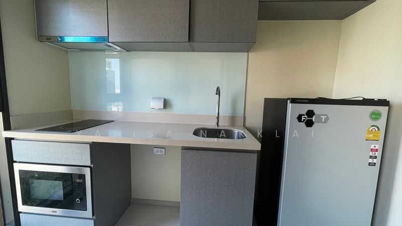 Rhythm Sukhumvit 36-38, Bangkok, 55 Soi Sukhumvit 36, Sukhumvit Road, Phra Kanong, Khlong Toei, Bangkok, 1 Bedroom, 34 sqm, Condo For Rent, by Yanisa Nakklai, 500150872 - DDproperty.com