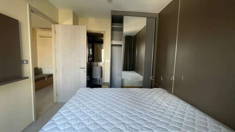 Rhythm Sukhumvit 36-38, Bangkok, 55 Soi Sukhumvit 36, Sukhumvit Road, Phra Kanong, Khlong Toei, Bangkok, 1 Bedroom, 34 sqm, Condo For Rent, by Yanisa Nakklai, 500150872 - DDproperty.com