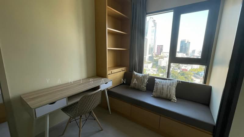 Rhythm Sukhumvit 36-38, Bangkok, 55 Soi Sukhumvit 36, Sukhumvit Road, Phra Kanong, Khlong Toei, Bangkok, 1 Bedroom, 34 sqm, Condo For Rent, by Yanisa Nakklai, 500150872 - DDproperty.com