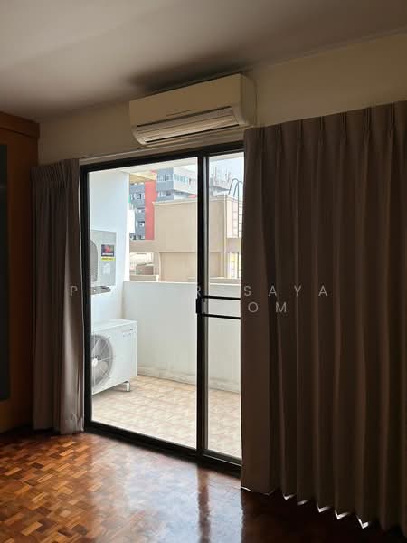 Siam Court Apartment, Bangkok, 130 ซอยสุขุมวิท 4 ถนนสุขุมวิท แขวง/เขตคลองเตย กทม., Khlong Toei, Khlong Toei, Bangkok, 1 Bedroom, 80 sqm, Apartment For Rent, by Pattarasaya Sripirom, 500150877 - DDproperty.com