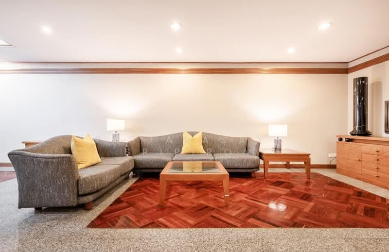 United Tower Thonglor, Bangkok, 333 Soi Thonglor 17, Khlong Tan Nua, Watthana, Bangkok, 2 Bedrooms, 104 sqm, Condo For Rent, by Pattarasaya Sripirom, 500150894 - DDproperty.com