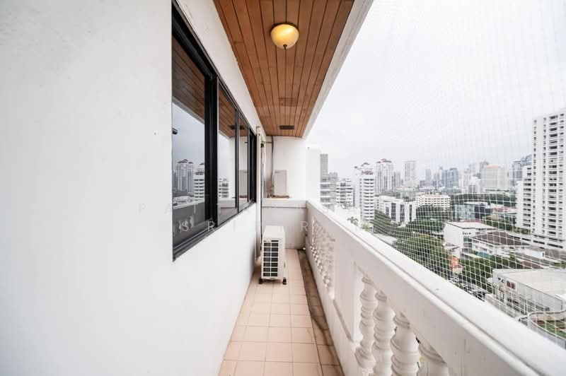 United Tower Thonglor, Bangkok, 333 Soi Thonglor 17, Khlong Tan Nua, Watthana, Bangkok, 2 Bedrooms, 104 sqm, Condo For Rent, by Pattarasaya Sripirom, 500150894 - DDproperty.com