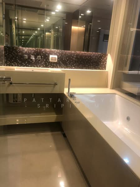 The Address Sathorn : ดิ แอดเดรส สาทร, กรุงเทพ, 98 ถนนสาทรเหนือ ซอยสาทร 12 แขวงสีลม เขตบางรัก กรุงเทพมหานคร, สีลม, บางรัก, กรุงเทพ, 55 ตร.ม., คอนโด ให้เช่า, โดย Pattarasaya Sripirom, 500150910 - DDproperty.com