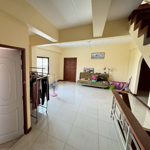 อาคารพาณิชย์2คูหา 56.2ตรว. หลังริม อยู่หน้าหมู่บ้านเดอะพราว, Samut Sakhon, Khok Kham, Muang Samut Sakhon, Samut Sakhon, , 700 sqm, Shophouse For Sale, by AJHOMECENTER (หยก) 082-779-8961, 500150915 - DDproperty.com