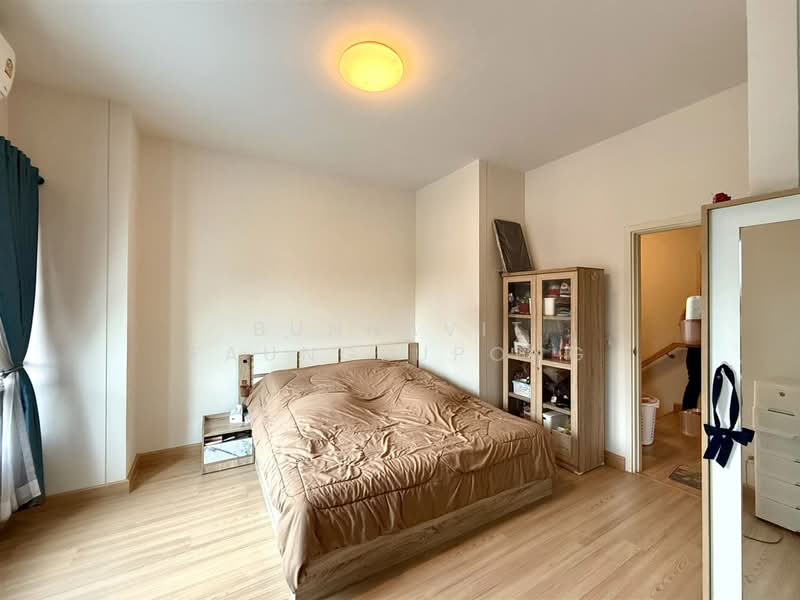 The Ricco Town Wongwaen-Hathairat, Bangkok, Thairaman Road, Sam Wa Tawan Tok, Khlong Sam Wa, Bangkok, 4 Bedrooms, 138 sqm, Townhouse For Sale, by Bunnavit Faungfupong, 500150929 - DDproperty.com