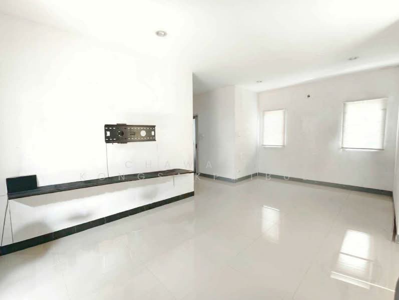 Single house for sale near Dream World, Living Nara Rangsit-Khlong 4 Village, Pathum Thani, รังสิต-นครนายก, Bang Yitho, Thanyaburi, Pathum Thani, 3 Bedrooms, 130 sqm, Single Detached House For Sale, by CHAWALIT KONGSAKPAIBUL, 500150941 - DDproperty.com