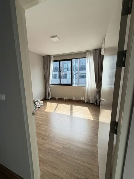 Baan Klang Muang Sukhumvit-Onnut : บ้านกลางเมือง สุขุมวิท อ่อนนุช, กรุงเทพ, Soi On Nut 70/1, ประเวศ, ประเวศ, กรุงเทพ, 142 ตร.ม., ทาวน์เฮ้าส์ ขาย, โดย NRagent, 500150942 - DDproperty.com