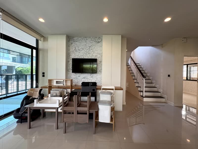Setthasiri Krungthep Kreetha, Bangkok, Krungthep Kreetha Road, Hua Mak, Bang Kapi, Bangkok, 4 Bedrooms, 200 sqm, Single Detached House For Sale, by Nutty Property, 500150944 - DDproperty.com