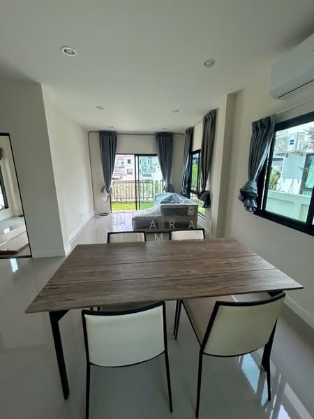 CPN Ninn Wongwaen - Lam Luk Ka Klong 6, Pathum Thani, Soi Khlong Hok, Bung Kham Proi, Lam Luk Ka, Pathum Thani, 4 Bedrooms, 168 sqm, Single Detached House For Rent, by Jutarat Jitmun, 500150992 - DDproperty.com