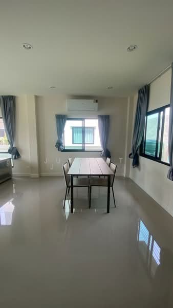 CPN Ninn Wongwaen - Lam Luk Ka Klong 6, Pathum Thani, Soi Khlong Hok, Bung Kham Proi, Lam Luk Ka, Pathum Thani, 4 Bedrooms, 168 sqm, Single Detached House For Rent, by Jutarat Jitmun, 500150992 - DDproperty.com