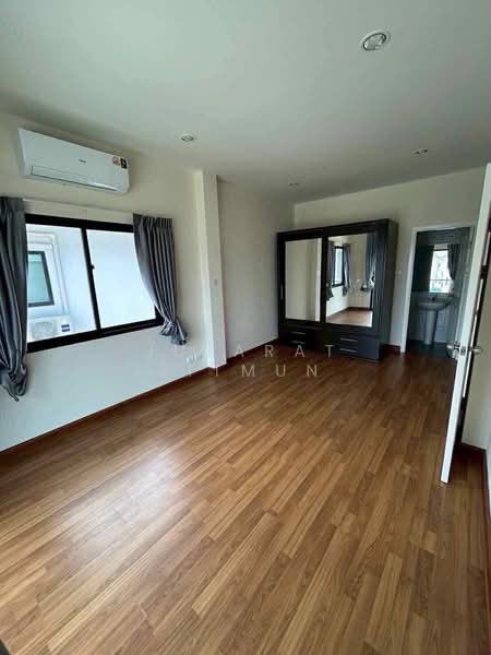 CPN Ninn Wongwaen - Lam Luk Ka Klong 6, Pathum Thani, Soi Khlong Hok, Bung Kham Proi, Lam Luk Ka, Pathum Thani, 4 Bedrooms, 168 sqm, Single Detached House For Rent, by Jutarat Jitmun, 500150992 - DDproperty.com