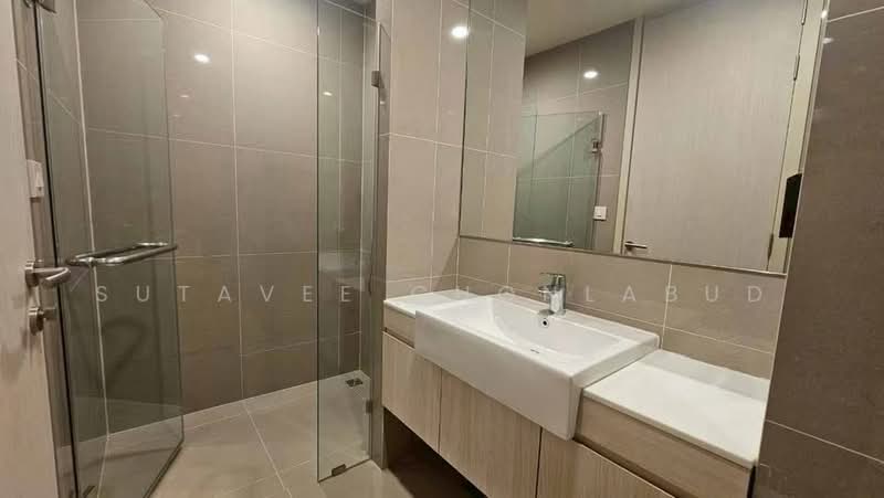 Noble Recole, Bangkok, 77 Soi Sukhumvit 19 Sukhumvit Road, Khlongtoei Nua, Watthana, Bangkok, 1 Bedroom, 35 sqm, Condo For Rent, by Sutavee Chonlabud, 500151022 - DDproperty.com
