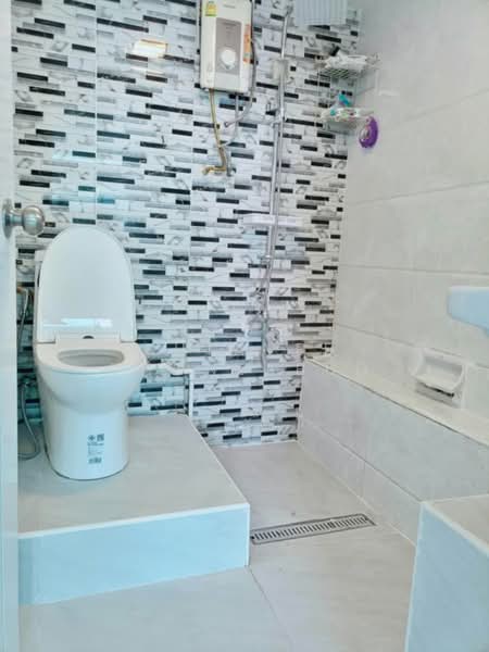 Modern Home Place, Bangkok, Soi On Nut 46, Suan Luang, Suan Luang, Bangkok, 2 Bedrooms, 80 sqm, Condo For Rent, by Sutavee Chonlabud, 500151036 - DDproperty.com