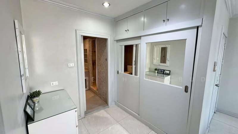 Saranjai Mansion, Bangkok, Soi Sukhumvit 6, Khlong Toei, Khlong Toei, Bangkok, 1 Bedroom, 70 sqm, Condo For Rent, by Sutavee Chonlabud, 500151051 - DDproperty.com