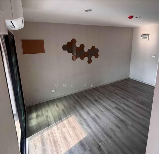 The Excel Bearing, Bangkok, Sukhumvit 105 Road, Bang Na, Bang Na, Bangkok, 1 Bedroom, 33 sqm, Condo For Sale, by One Re., 500151100 - DDproperty.com