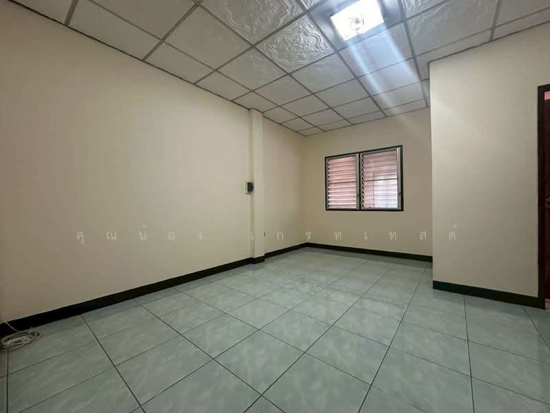 หมู่บ้าน พรไพศาล สุขาประชาสรรค์3, Nonthaburi, ติวานนท์, Bang Phut, Pak Kret, Nonthaburi, 5 Bedrooms, 115 sqm, Townhouse For Sale, by คุณน้อง เกรทเทสต์, 500151107 - DDproperty.com