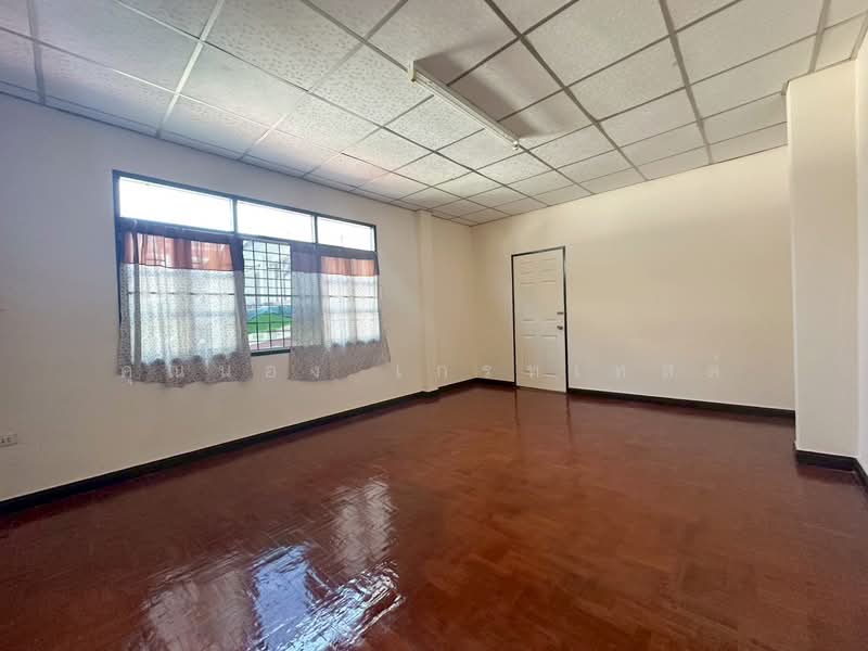 หมู่บ้าน พรไพศาล สุขาประชาสรรค์3, Nonthaburi, ติวานนท์, Bang Phut, Pak Kret, Nonthaburi, 5 Bedrooms, 115 sqm, Townhouse For Sale, by คุณน้อง เกรทเทสต์, 500151107 - DDproperty.com