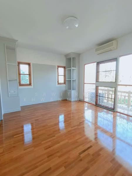 Flora Ville Park City Suwinthawong, Bangkok, Suwinthawong Road, Lam Phak Chi, Nong Chok, Bangkok, 5 Bedrooms, 170 sqm, Single Detached House For Sale, by Sawitree Khwanmuang, 500151120 - DDproperty.com