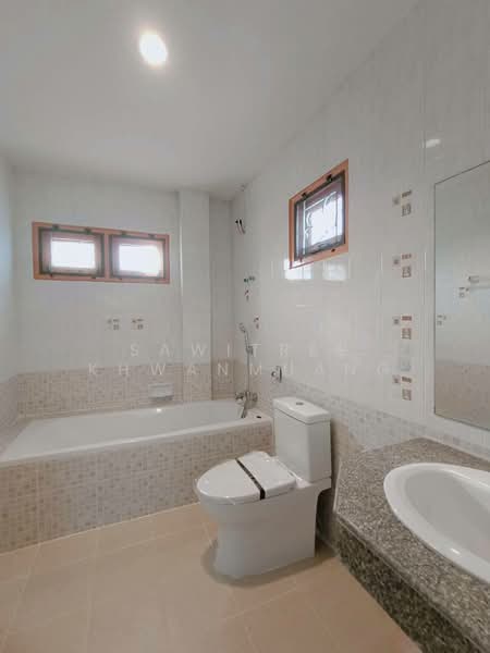 Flora Ville Park City Suwinthawong, Bangkok, Suwinthawong Road, Lam Phak Chi, Nong Chok, Bangkok, 5 Bedrooms, 170 sqm, Single Detached House For Sale, by Sawitree Khwanmuang, 500151120 - DDproperty.com