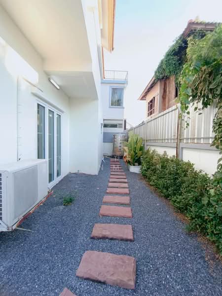 Flora Ville Park City Suwinthawong, Bangkok, Suwinthawong Road, Lam Phak Chi, Nong Chok, Bangkok, 5 Bedrooms, 170 sqm, Single Detached House For Sale, by Sawitree Khwanmuang, 500151120 - DDproperty.com