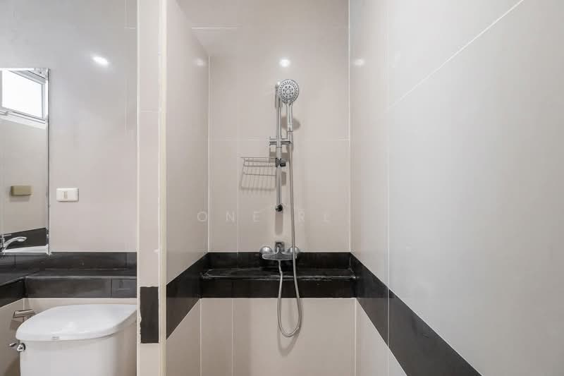 J.W. Suite, Bangkok, Ladprao, Lat Phrao, Lat Phrao, Bangkok, Studio, 30 sqm, Condo For Sale, by One Re., 500151133 - DDproperty.com