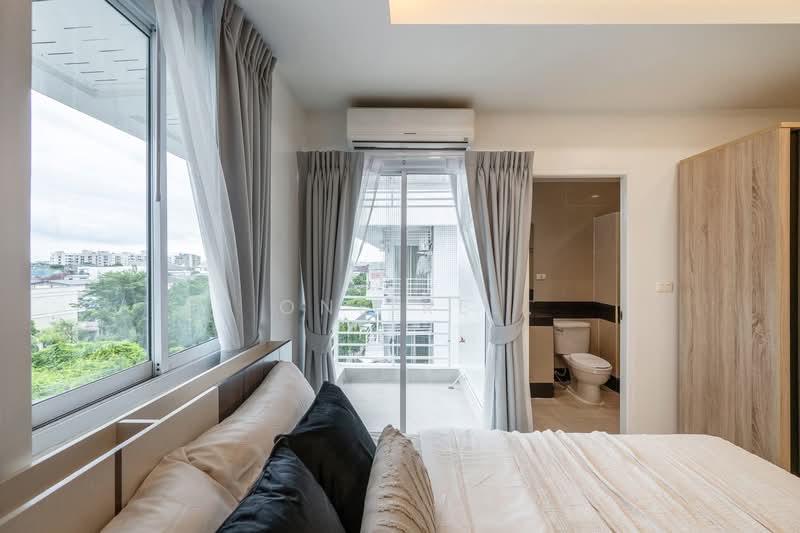 J.W. Suite, Bangkok, Ladprao, Lat Phrao, Lat Phrao, Bangkok, Studio, 30 sqm, Condo For Sale, by One Re., 500151133 - DDproperty.com