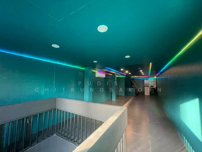 Bar Business for Sale – Khaosan Area, Bangkok, Talat Yot, Phra Nakhon, Bangkok, , 250 sqm, Shophouse For Rent, by Pudis Chitrungsakorn, 500151137 - DDproperty.com