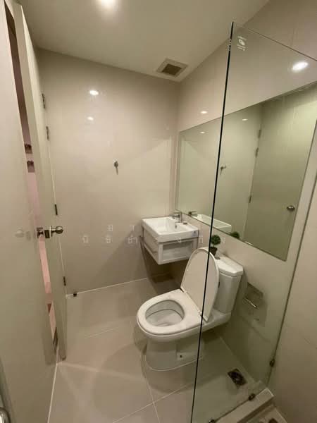 Life Asoke, Bangkok, Asoke-Dindang Road, Bang Kapi, Huai Khwang, Bangkok, 1 Bedroom, 35 sqm, Condo For Rent, by อารดา นิธิธำรงกิจ, 500151228 - DDproperty.com