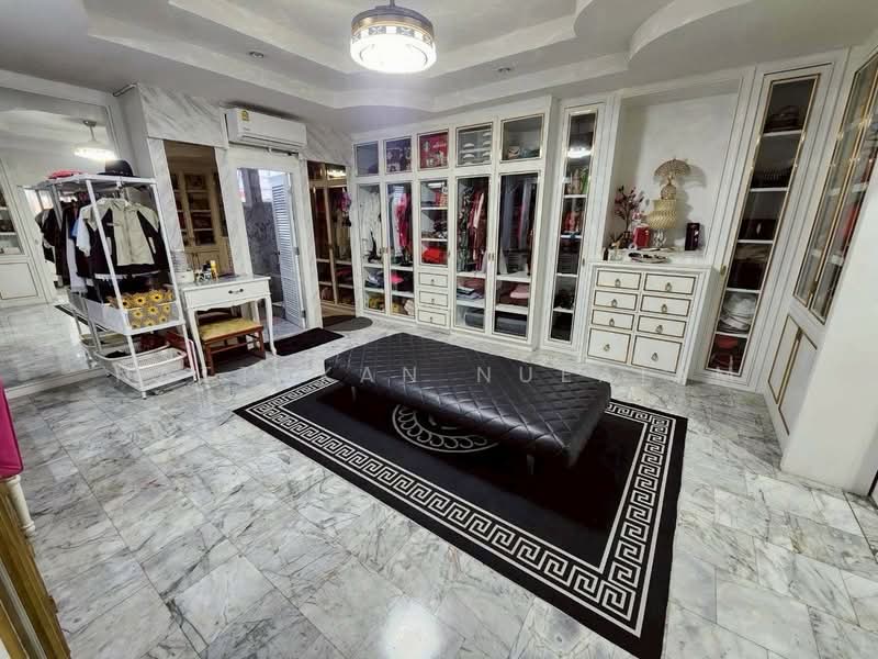 ขาย บ้านเดี่ยว 4 ชั้น พระราม 9 ซอย 43 ต้นซอย ใกล้เดอะไนน์เพียง 700 เมตร, Bangkok, Suan Luang, Suan Luang, Bangkok, 6 Bedrooms, 704 sqm, Single Detached House For Sale, by Nattakan nueaiam, 500151231 - DDproperty.com