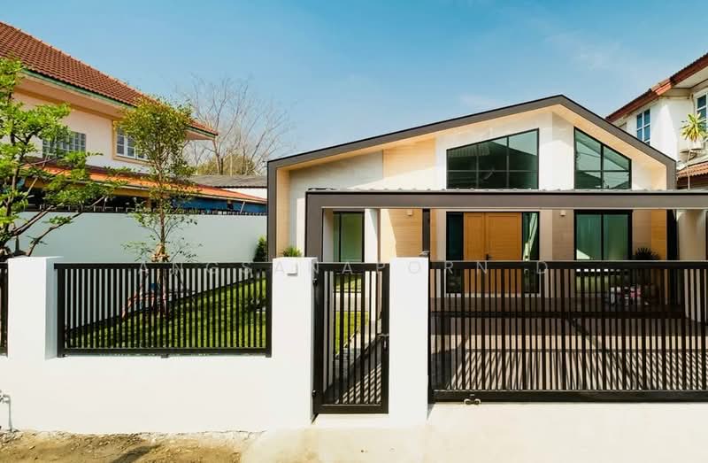 Thanasin Village, Bangkok, Nawamin Road 68, Khlong Kum, Bueng Kum, Bangkok, 3 Bedrooms, 130 sqm, Single Detached House For Sale, by Angsanaporn D, 500151253 - DDproperty.com