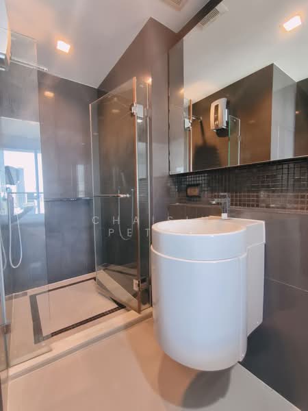 Rhythm Sathorn, Bangkok, 141 Soi Sathorn 21, Yan Nawa, Sathon, Bangkok, 1 Bedroom, 45 sqm, Condo For Sale, by Chaisin Petch, 500151278 - DDproperty.com