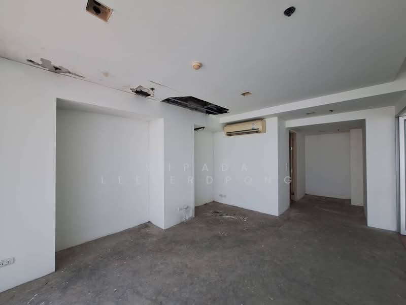 My Resort Bangkok, Bangkok, 1724 Petchaburi Road, Bang Kapi, Huai Khwang, Bangkok, 2 Bedrooms, 195 sqm, Condo For Sale, by Wipada Leelerdpong, 500151282 - DDproperty.com