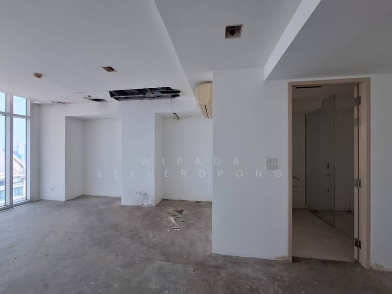 My Resort Bangkok, Bangkok, 1724 Petchaburi Road, Bang Kapi, Huai Khwang, Bangkok, 2 Bedrooms, 195 sqm, Condo For Sale, by Wipada Leelerdpong, 500151282 - DDproperty.com